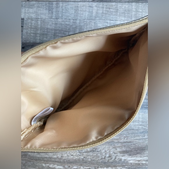 Small Gold Makeup Bag - Picture 4 of 6